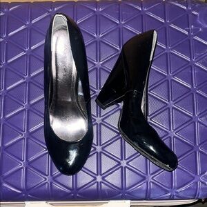 Fashion Bug Glossy Black Heels
